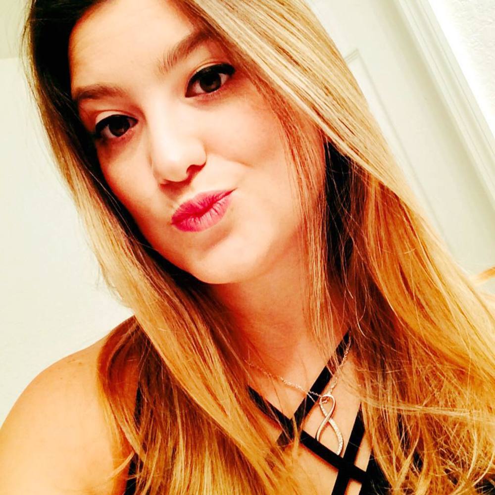 Meet your Posher, Bruna